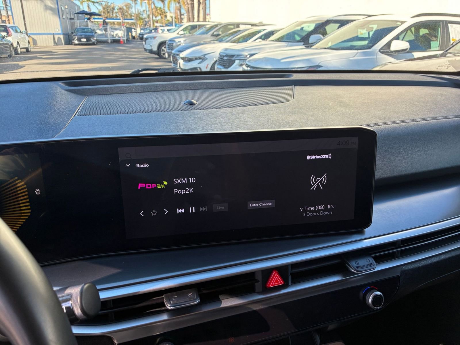 Used 2024 Kia Sorento S FWD image 21