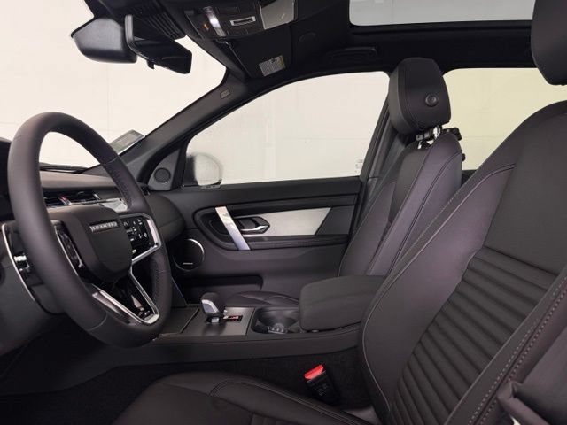 New 2026 Land Rover Discovery Sport Landmark AWD/4WD image 5