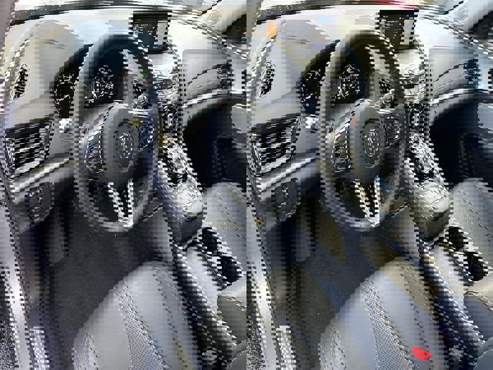 Certified 2025 Acura RDX SH-AWD w/ Technology Package image 2