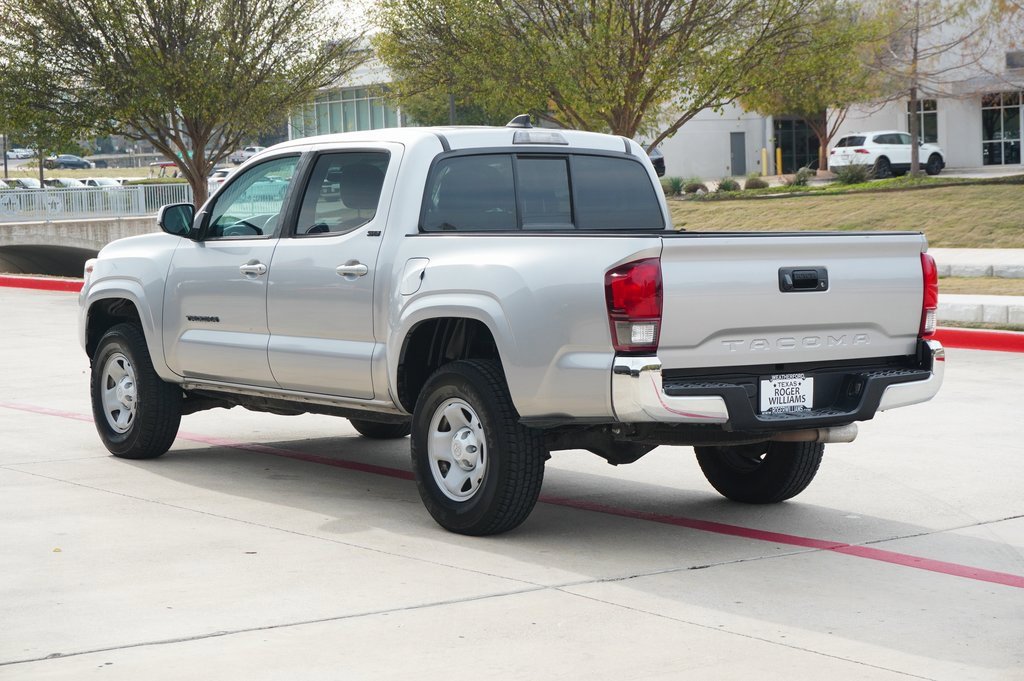 Used 2020 Toyota Tacoma SR5 image 3