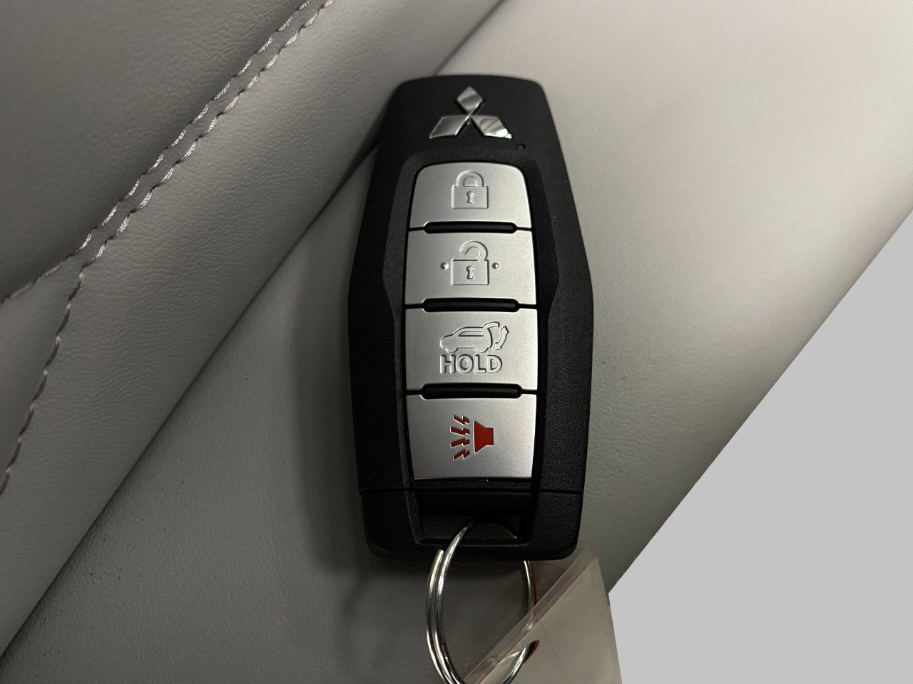 New 2025 Mitsubishi Outlander SEL image 34