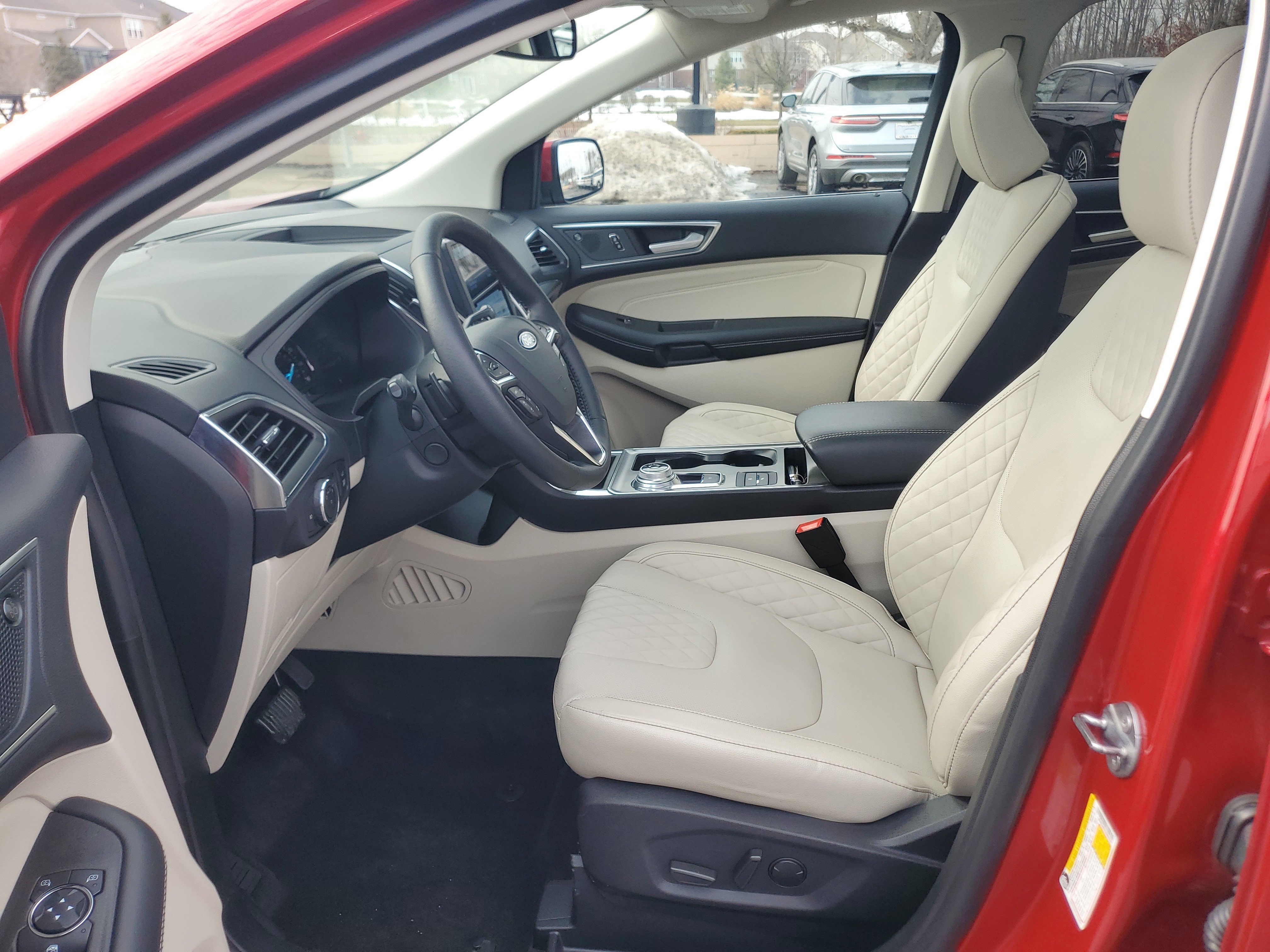 Used 2024 Ford Edge Titanium w/ Equipment Group 301A image 12