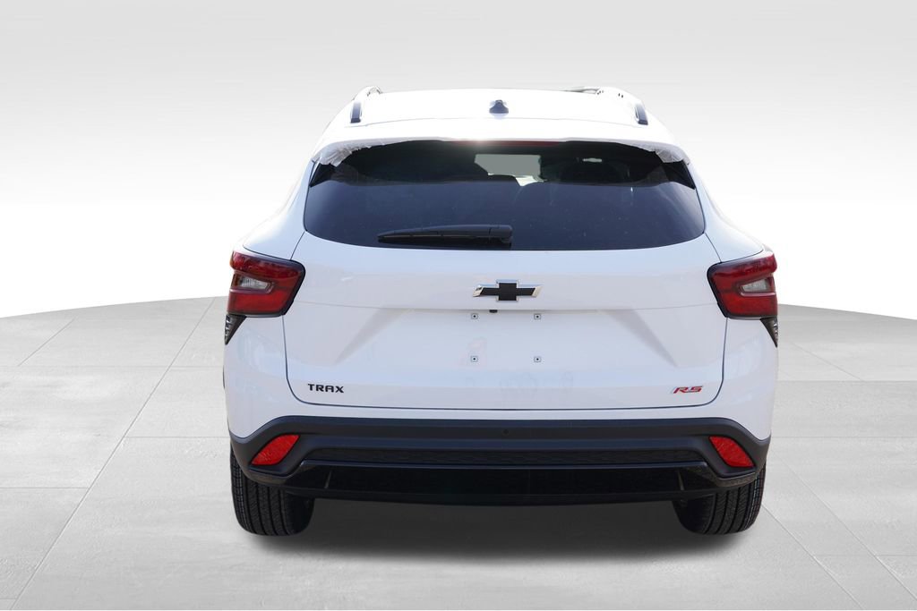 New 2026 Chevrolet Trax RS w/ Driver Confidence Package FWD image 4