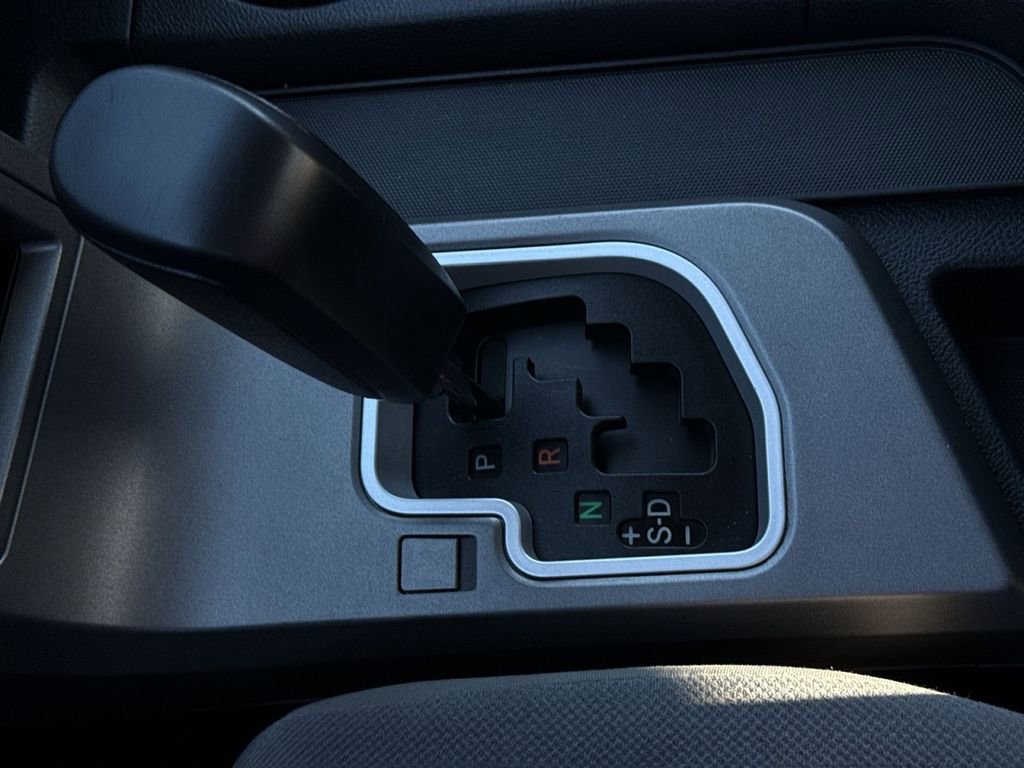 Used 2012 Toyota Tundra 4x4 CrewMax w/ TRD Off-Road Pkg image 22