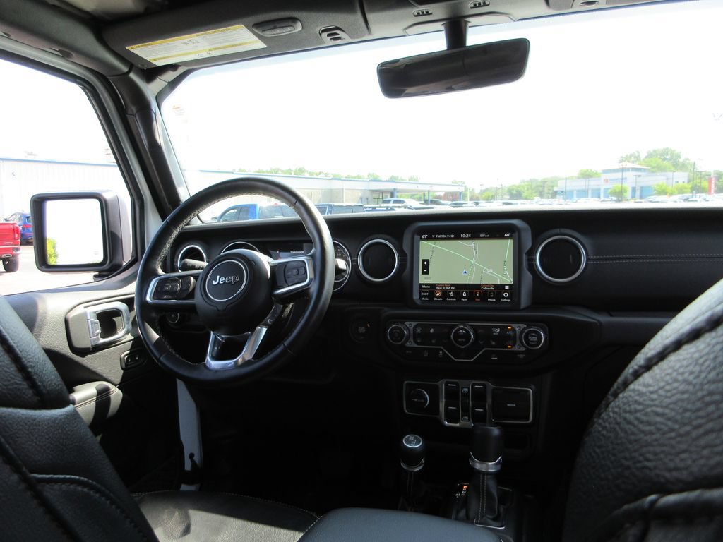 Used 2023 Jeep Wrangler Unlimited Sahara w/ LED Lighting Group AWD/4WD image 23