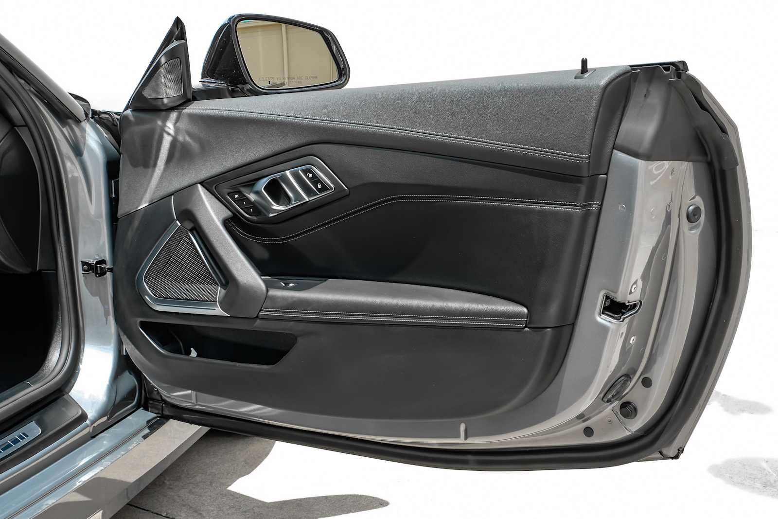 Used 2024 BMW Z4 sDrive30i w/ Convenience Package RWD image 44