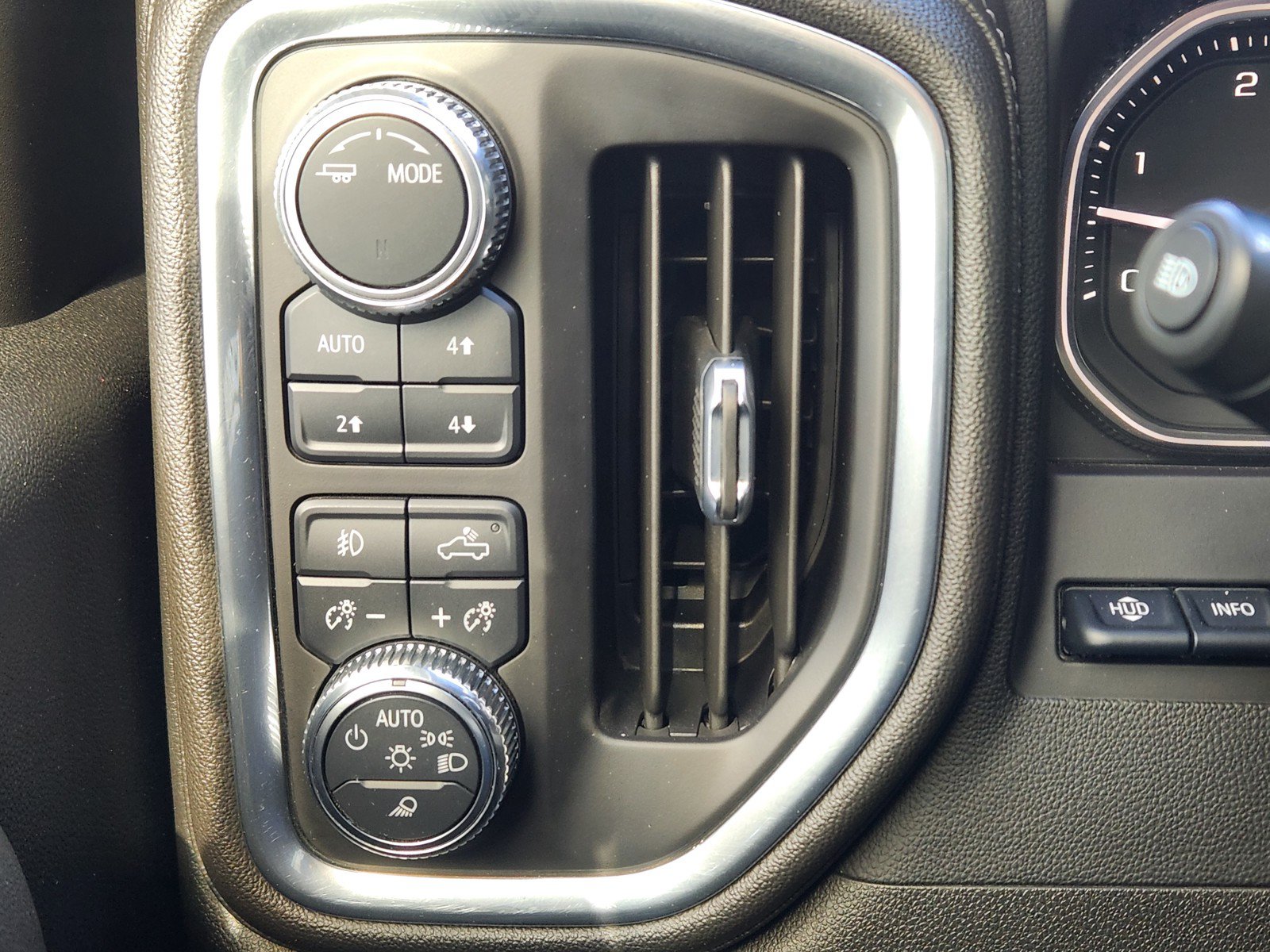 Used 2023 GMC Sierra 2500 Denali AWD/4WD image 19