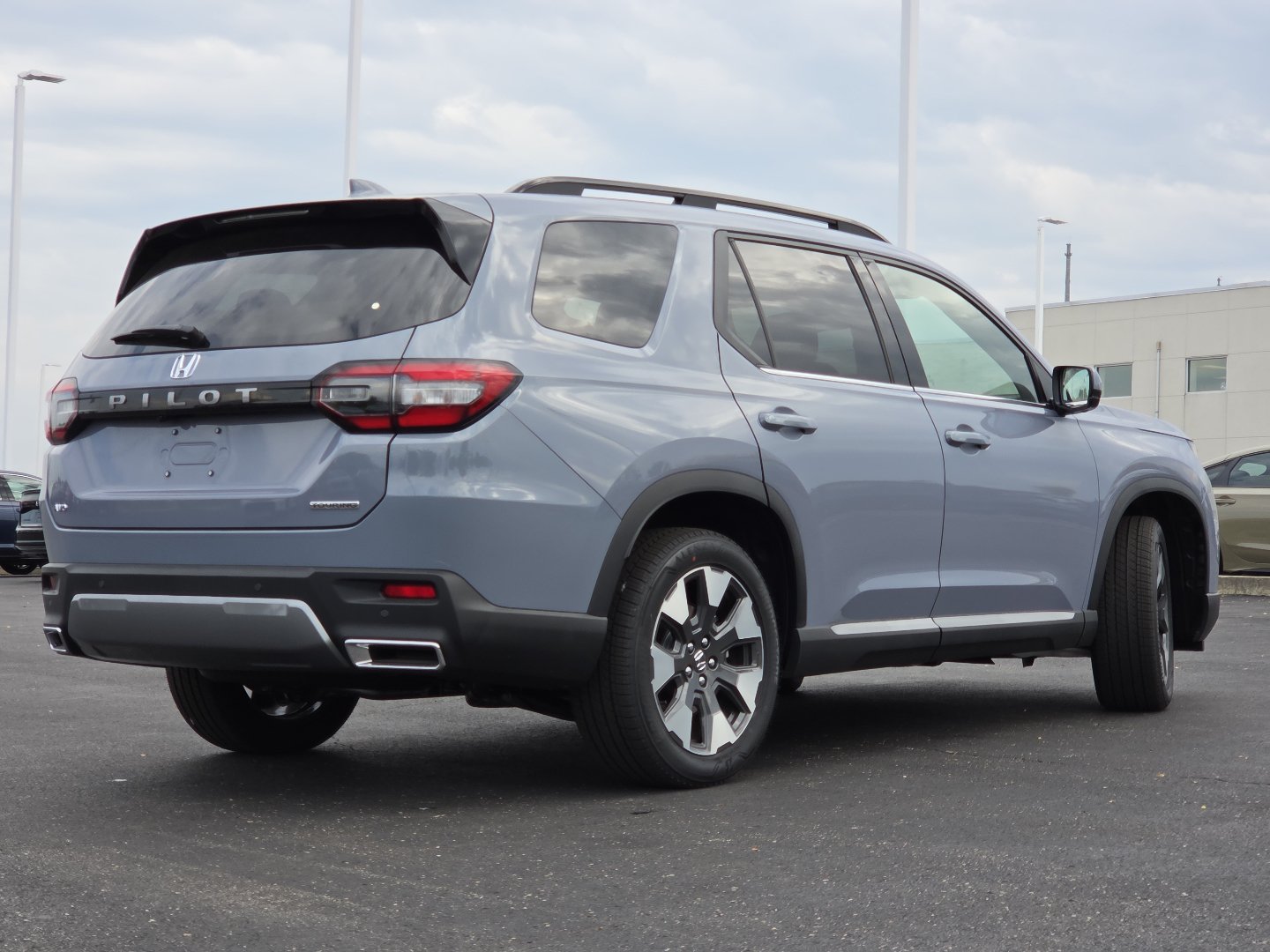 New 2026 Honda Pilot Touring image 17