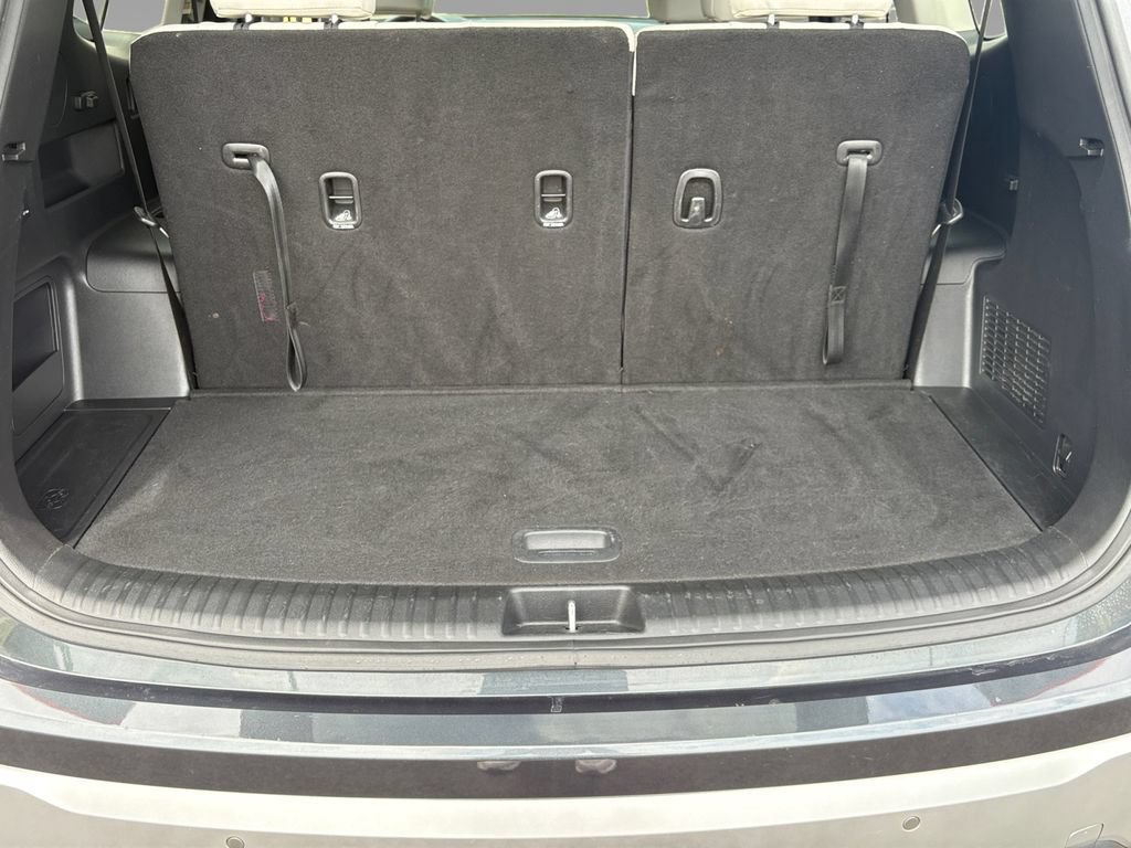 Used 2024 Kia Telluride S FWD image 24