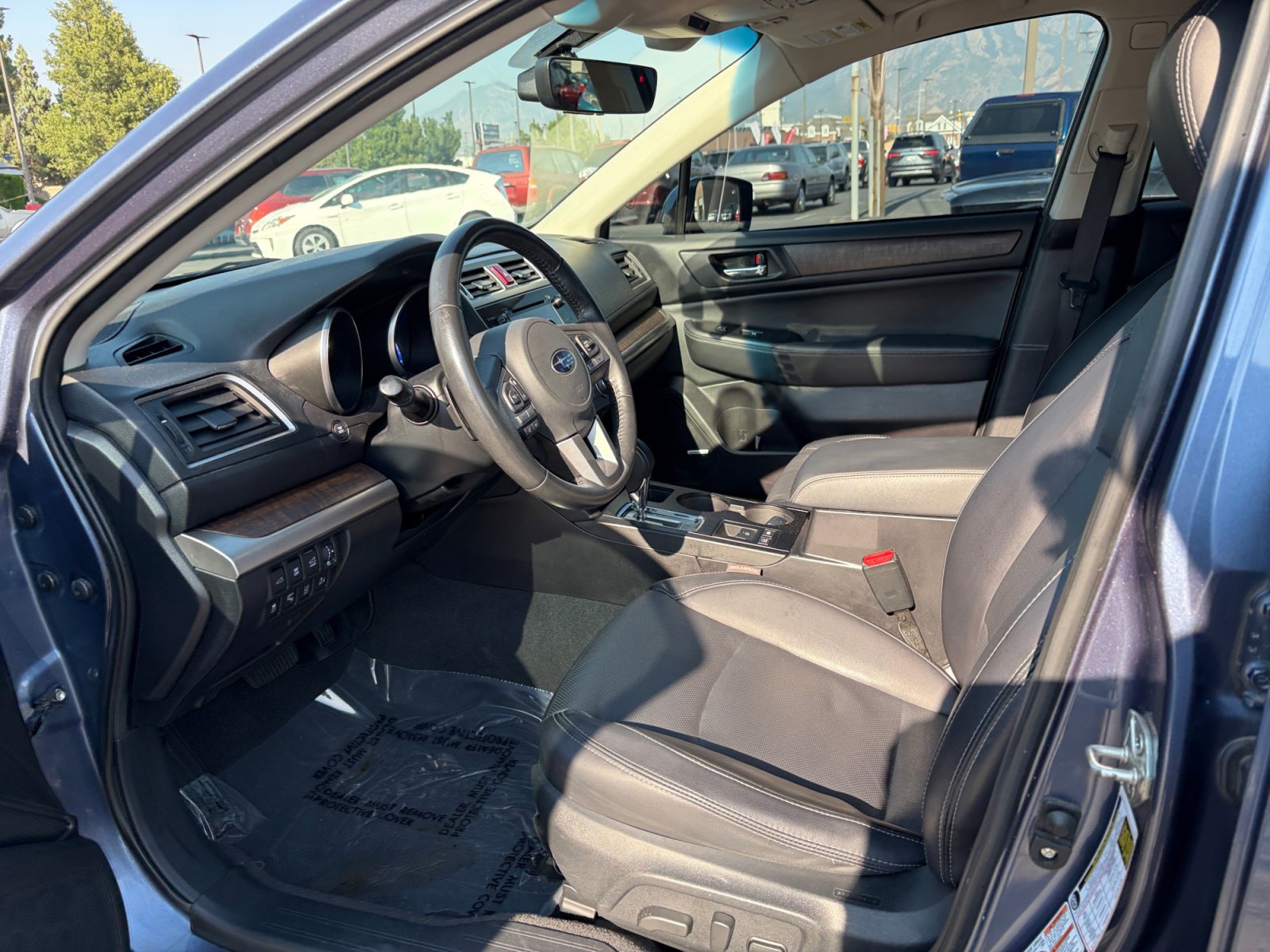 Used 2017 Subaru Outback 3.6R Limited AWD/4WD image 10