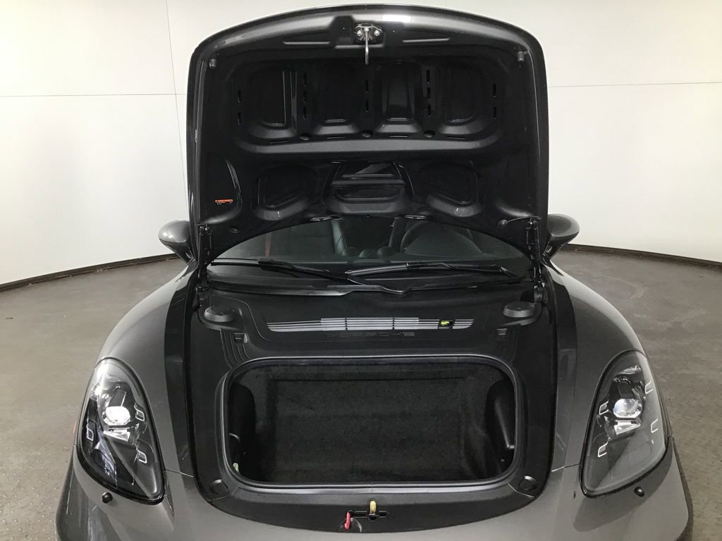 Certified 2024 Porsche 718 Cayman GTS RWD image 18
