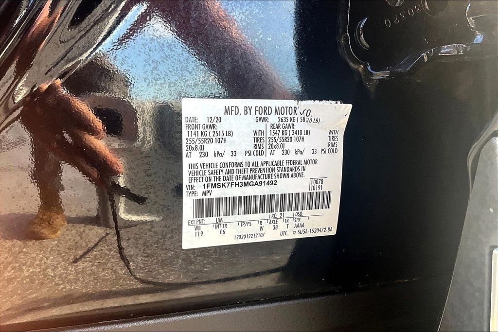 Used 2021 Ford Explorer Limited w/ Equipment Group 301A RWD image 19