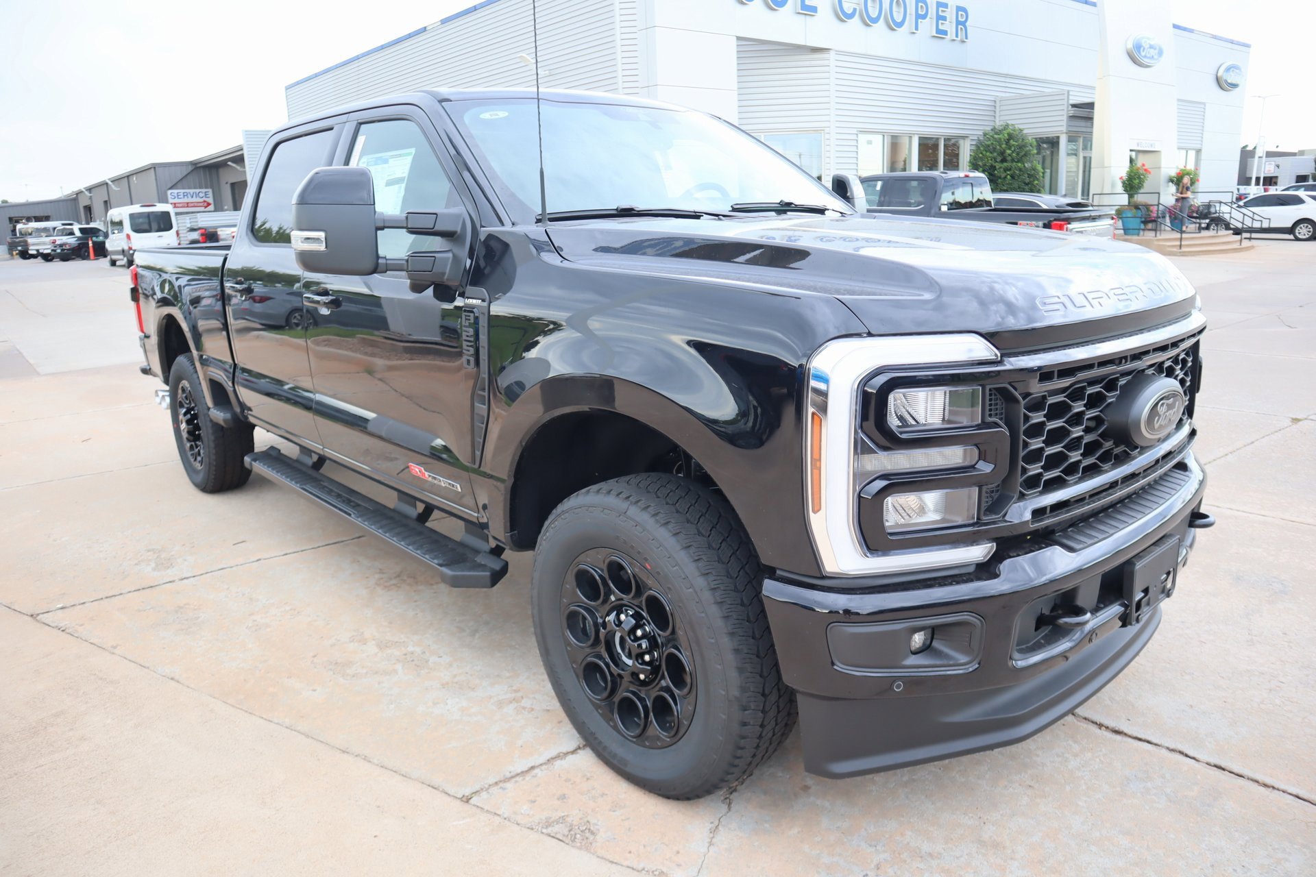 New 2026 Ford F250 Lariat w/ Black Appearance Package image 1