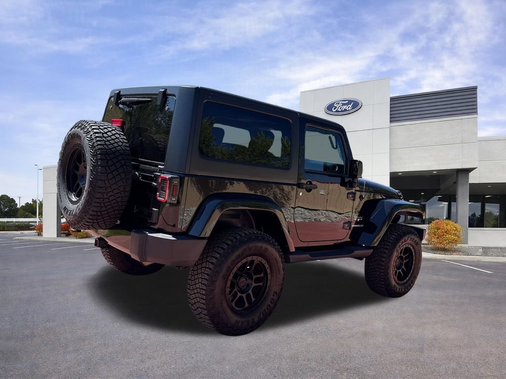 Used 2017 Jeep Wrangler Sahara AWD/4WD image 10