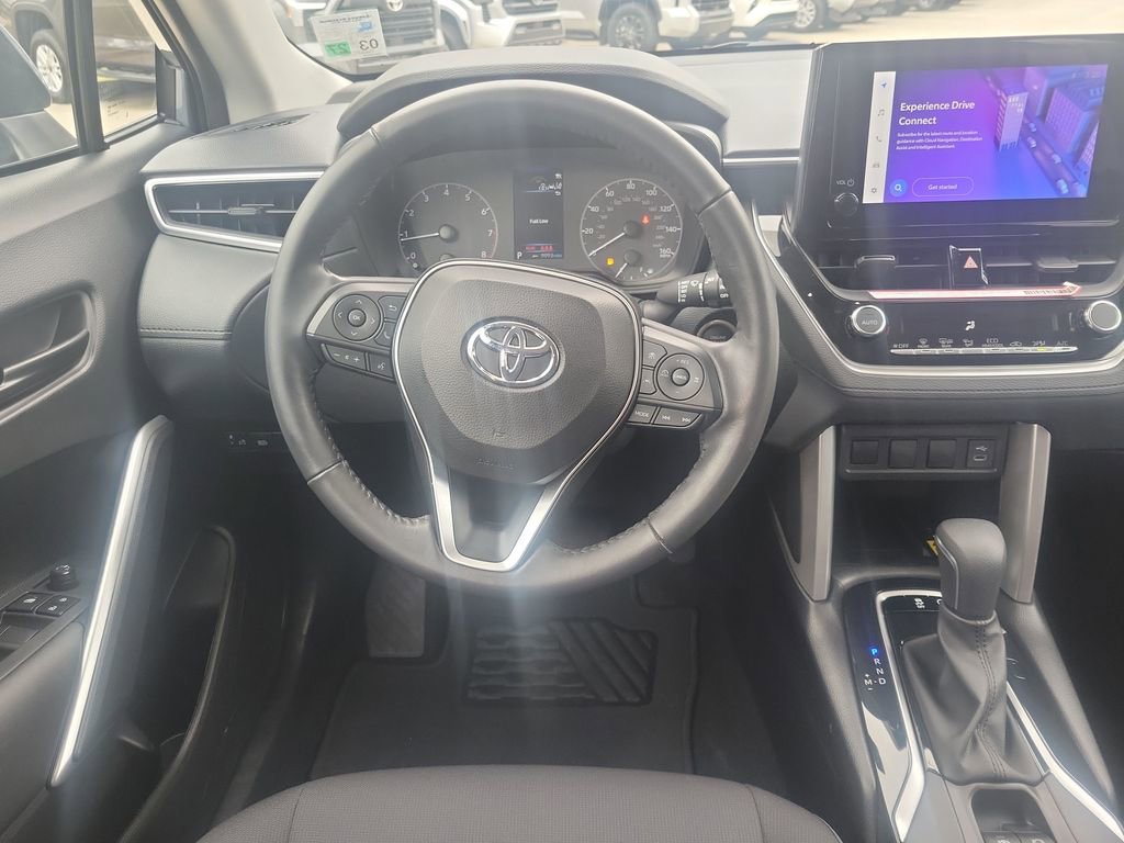 Certified 2023 Toyota Corolla Cross LE image 19