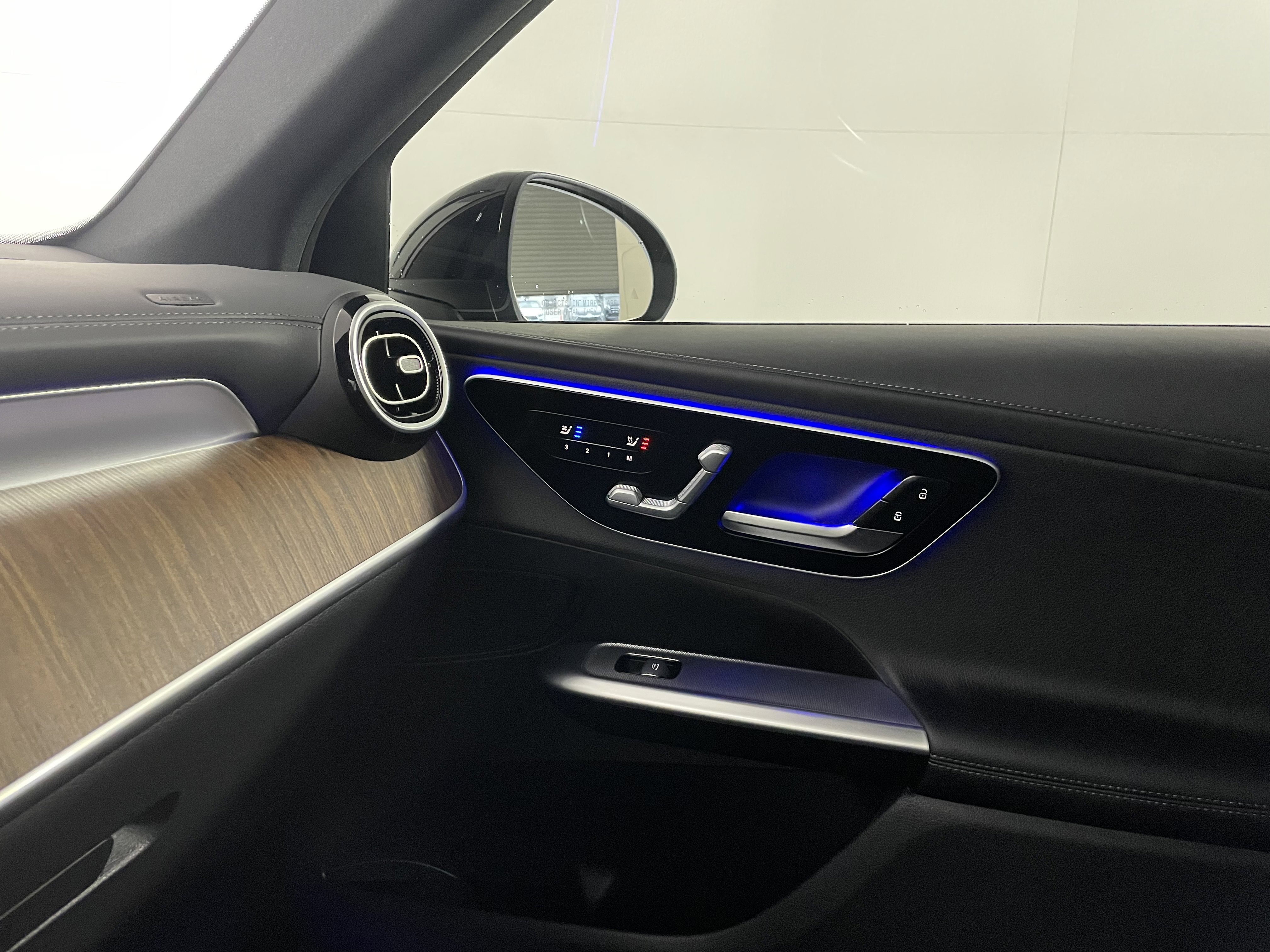 Certified 2023 Mercedes-Benz GLC 300 4MATIC image 12