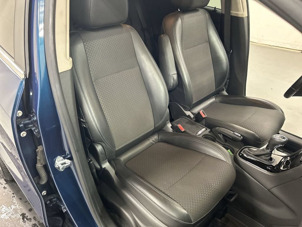 Used 2019 Buick Encore Preferred AWD/4WD image 21