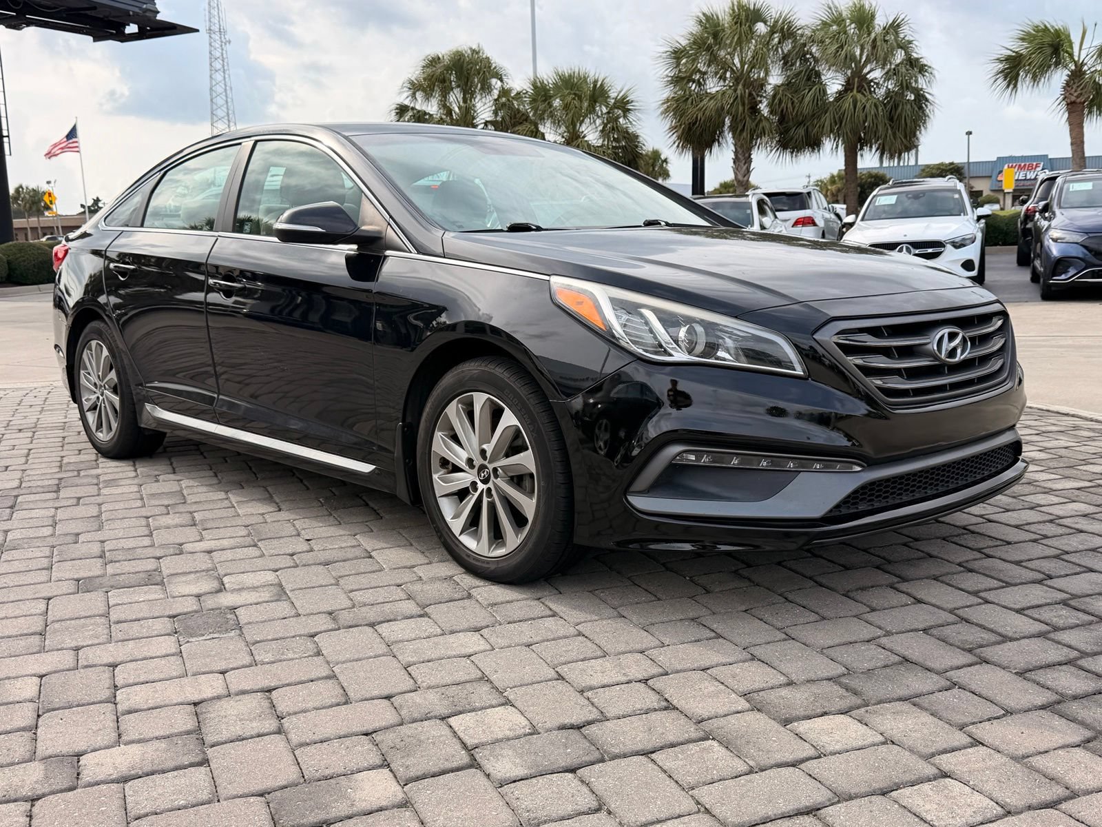 Used 2017 Hyundai Sonata Sport FWD image 6