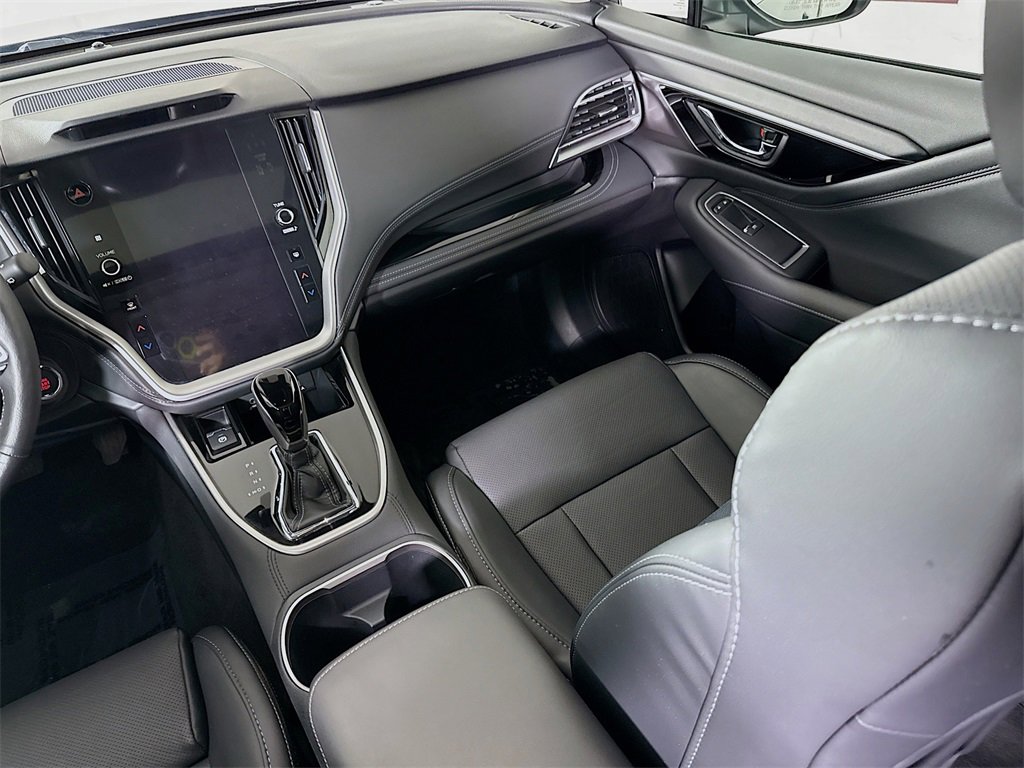 Certified 2025 Subaru Outback Limited image 28