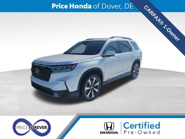 Certified 2025 Honda Pilot Touring image 1