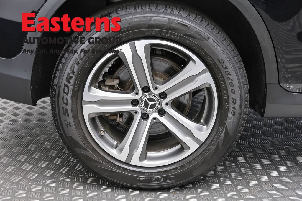 Used 2018 Mercedes-Benz GLC 300 4MATIC image 31