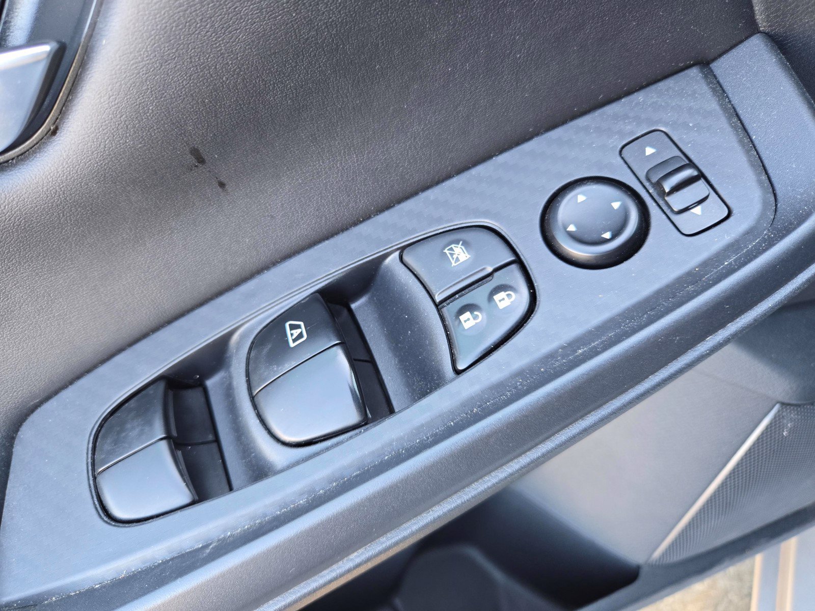 Used 2023 Nissan Sentra SV w/ All-Weather Package FWD image 15