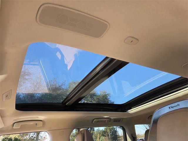 Certified 2025 INFINITI QX80 Sensory image 12