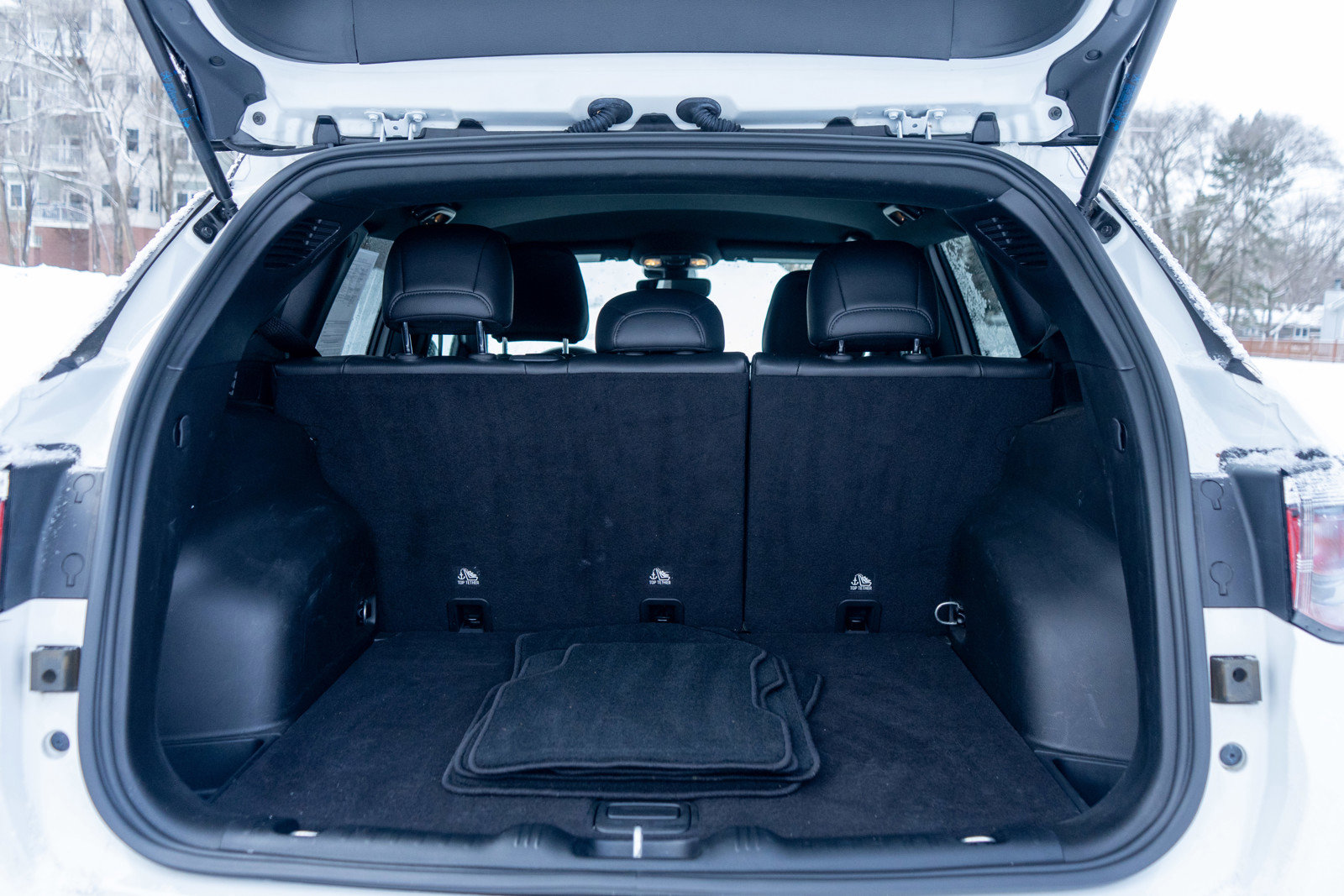 Used 2024 Jeep Compass Limited image 9