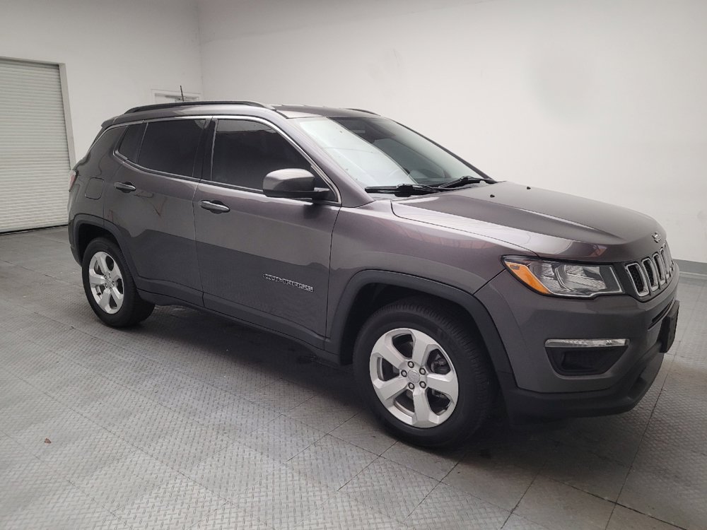 Used 2018 Jeep Compass Latitude w/ Popular Equipment Group FWD image 11