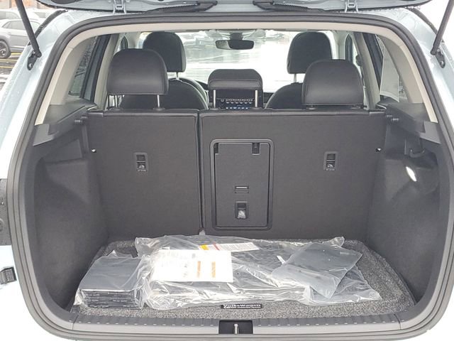 New 2026 Volkswagen Taos SE image 8