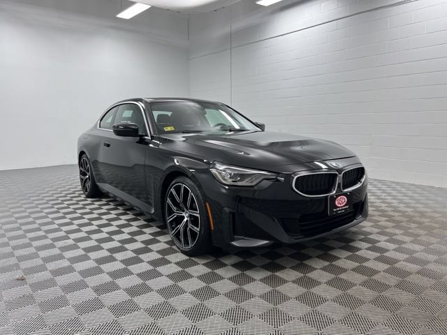 Used 2022 BMW 230i Coupe w/ Premium Package 2 RWD image 1