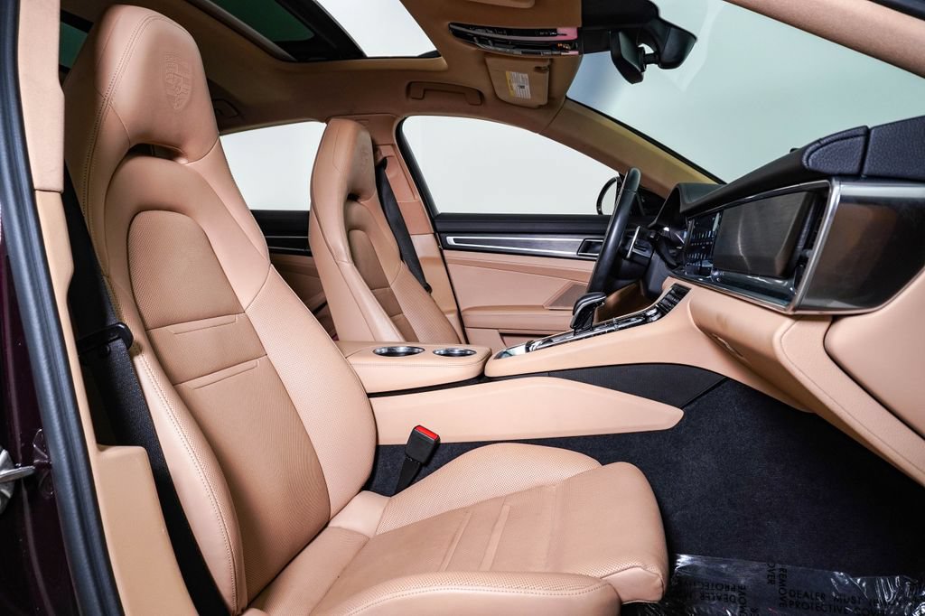Certified 2023 Porsche Panamera 4 Platinum Edition AWD/4WD image 15