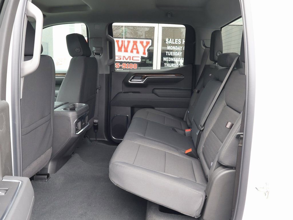 New 2026 GMC Sierra 1500 Elevation w/ LPO, Elevation Black Package AWD/4WD image 26