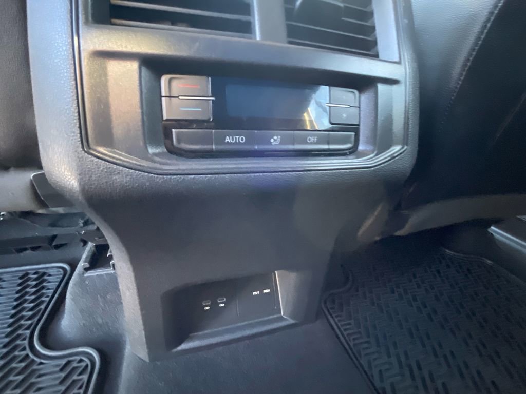 Used 2021 Volkswagen Atlas SE image 22