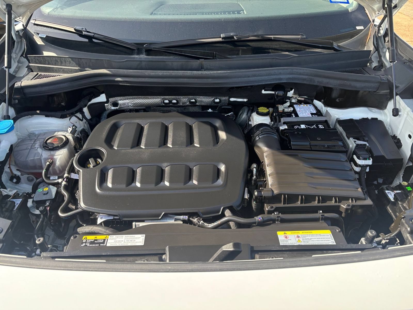 Used 2026 Volkswagen Tiguan SE AWD/4WD image 32