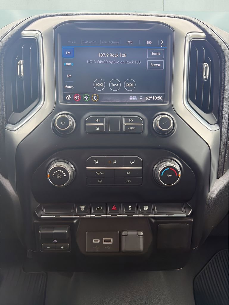 Used 2022 Chevrolet Silverado 3500 LT AWD/4WD image 24
