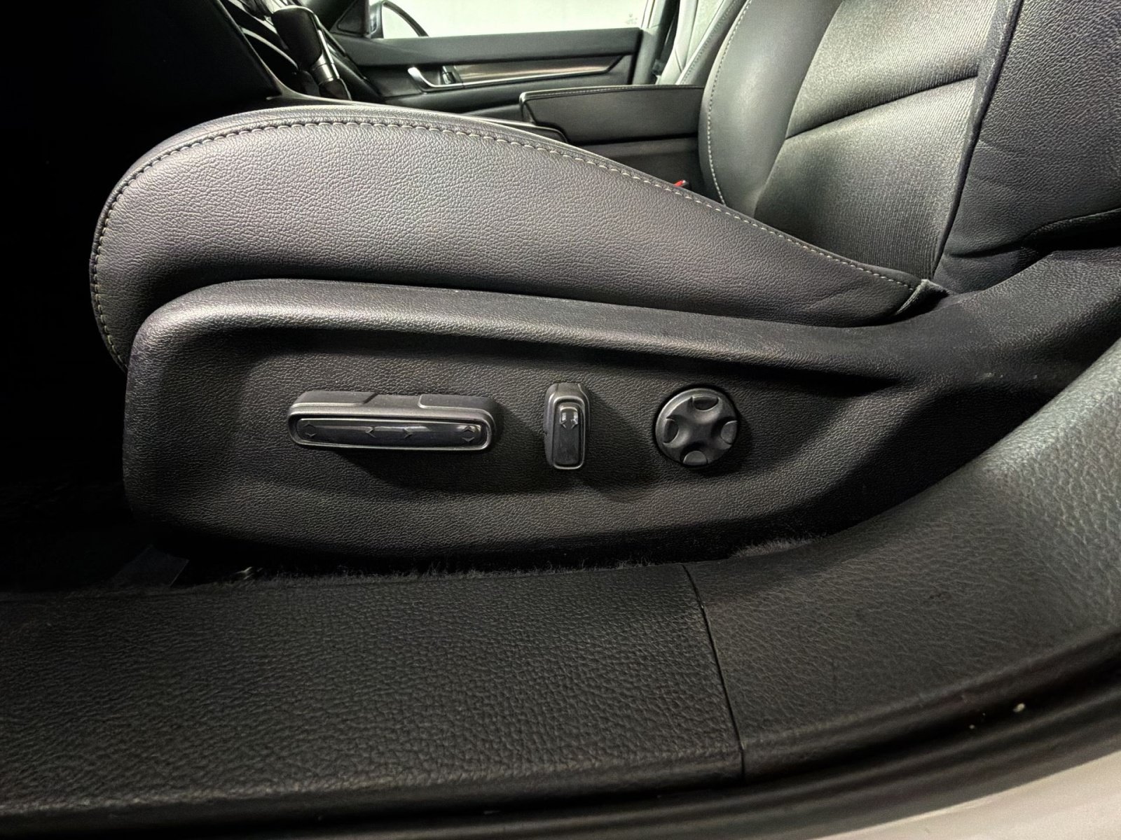 Used 2022 Honda Accord Sport image 14