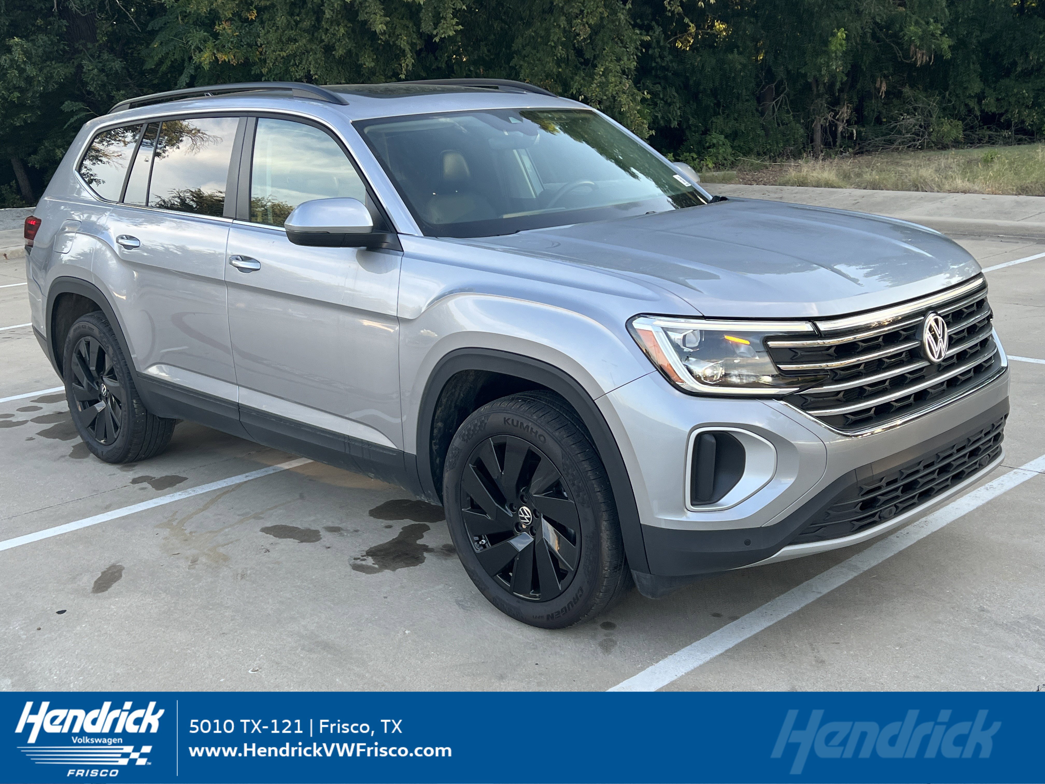 Used 2024 Volkswagen Atlas SE w/ Panoramic Sunroof Package