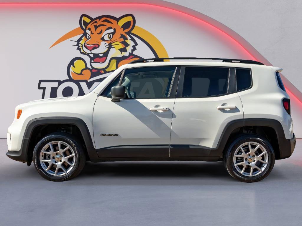 Used 2022 Jeep Renegade Latitude image 8