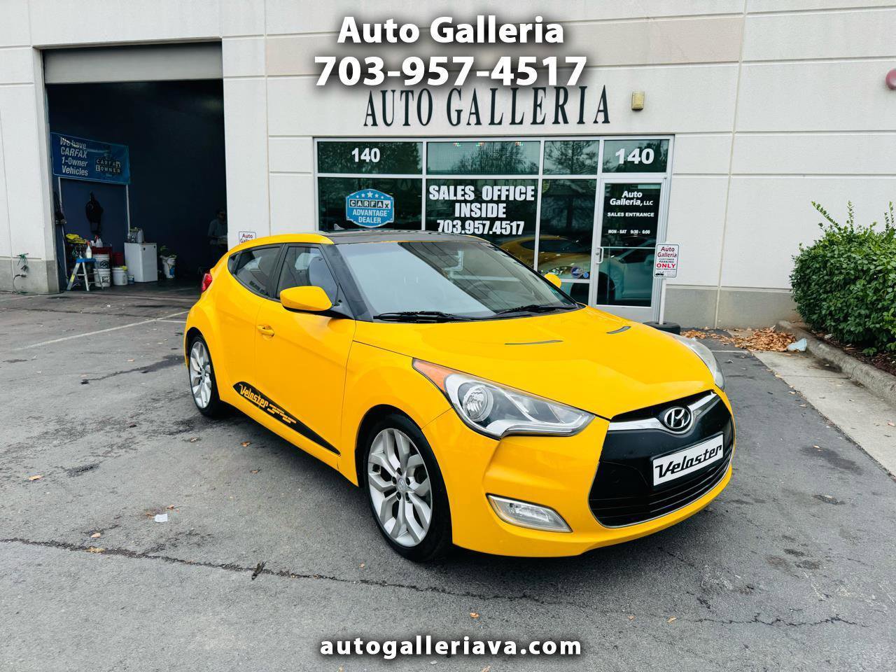 Used 2013 Hyundai Veloster image 1