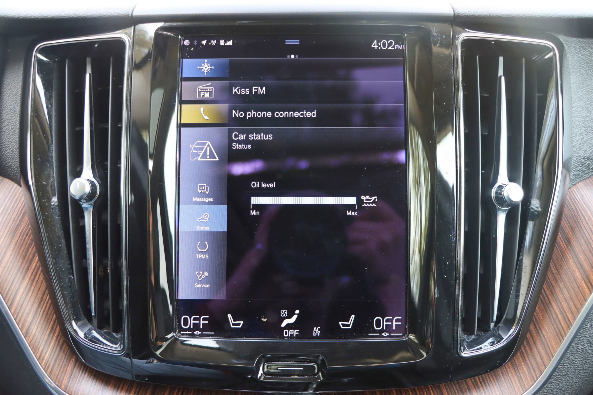 Used 2021 Volvo XC60 T6 Momentum w/ Premium Package AWD/4WD image 36
