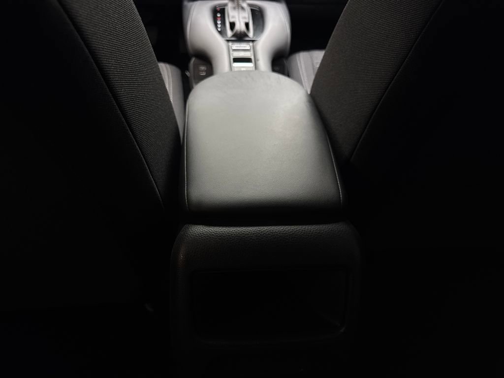 Used 2025 Honda HR-V LX image 65