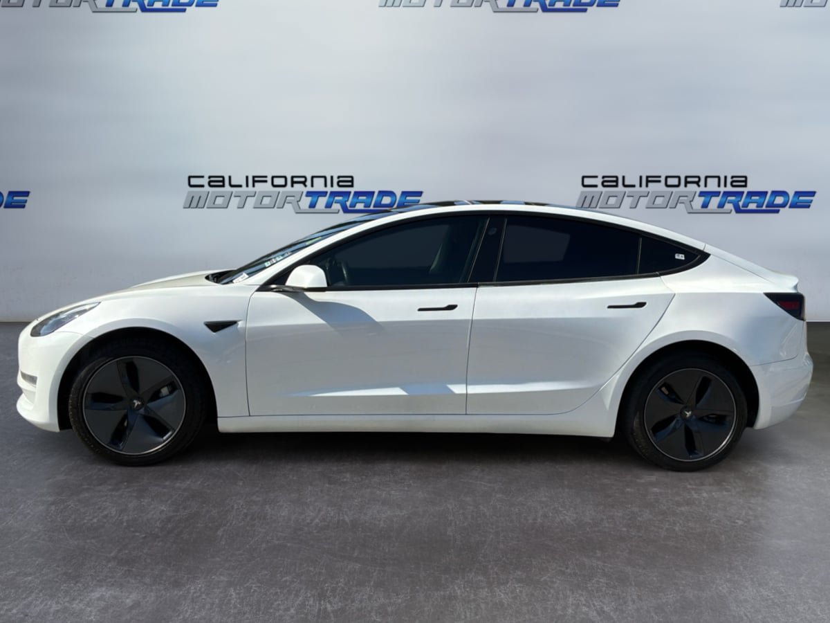 Used 2020 Tesla Model 3 Standard Range Plus RWD image 8