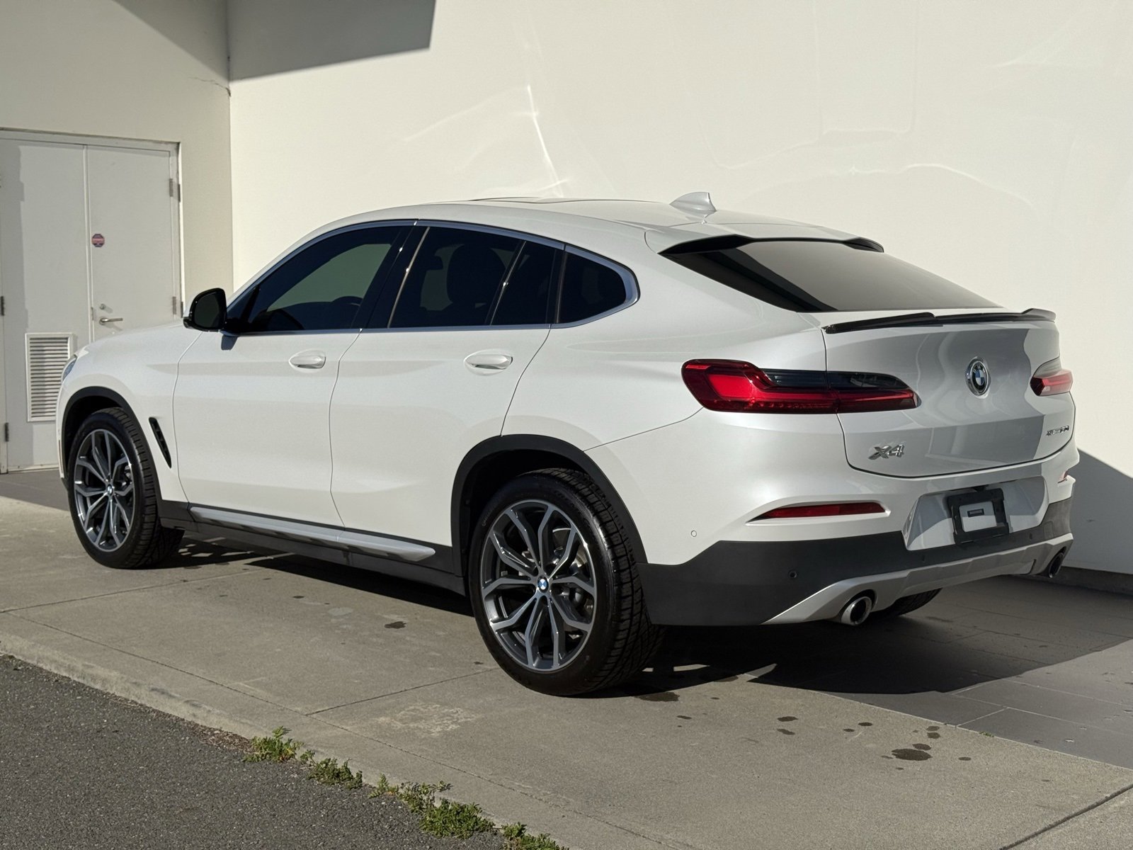 Used 2021 BMW X4 xDrive30i w/ Premium Package image 5