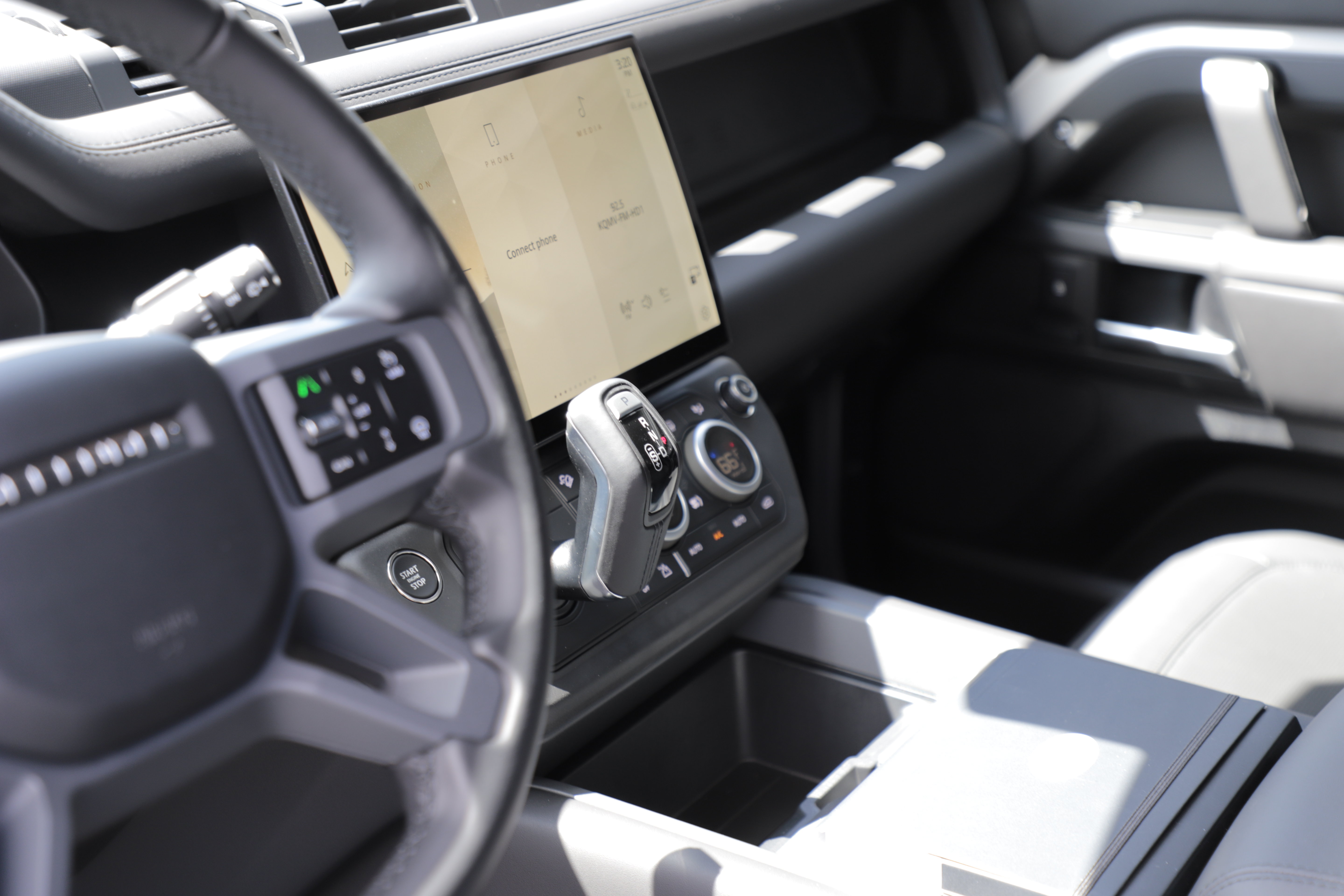 New 2026 Land Rover Defender 110 X-Dynamic SE AWD/4WD image 22
