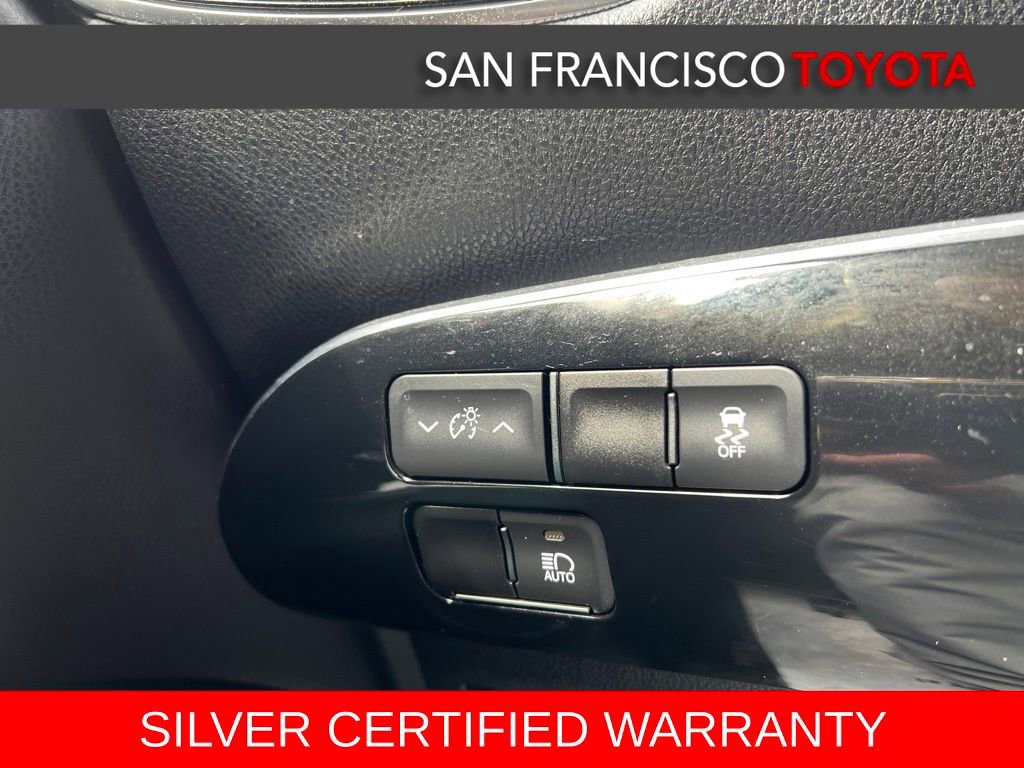 Certified 2019 Toyota Prius Prime Premium image 33