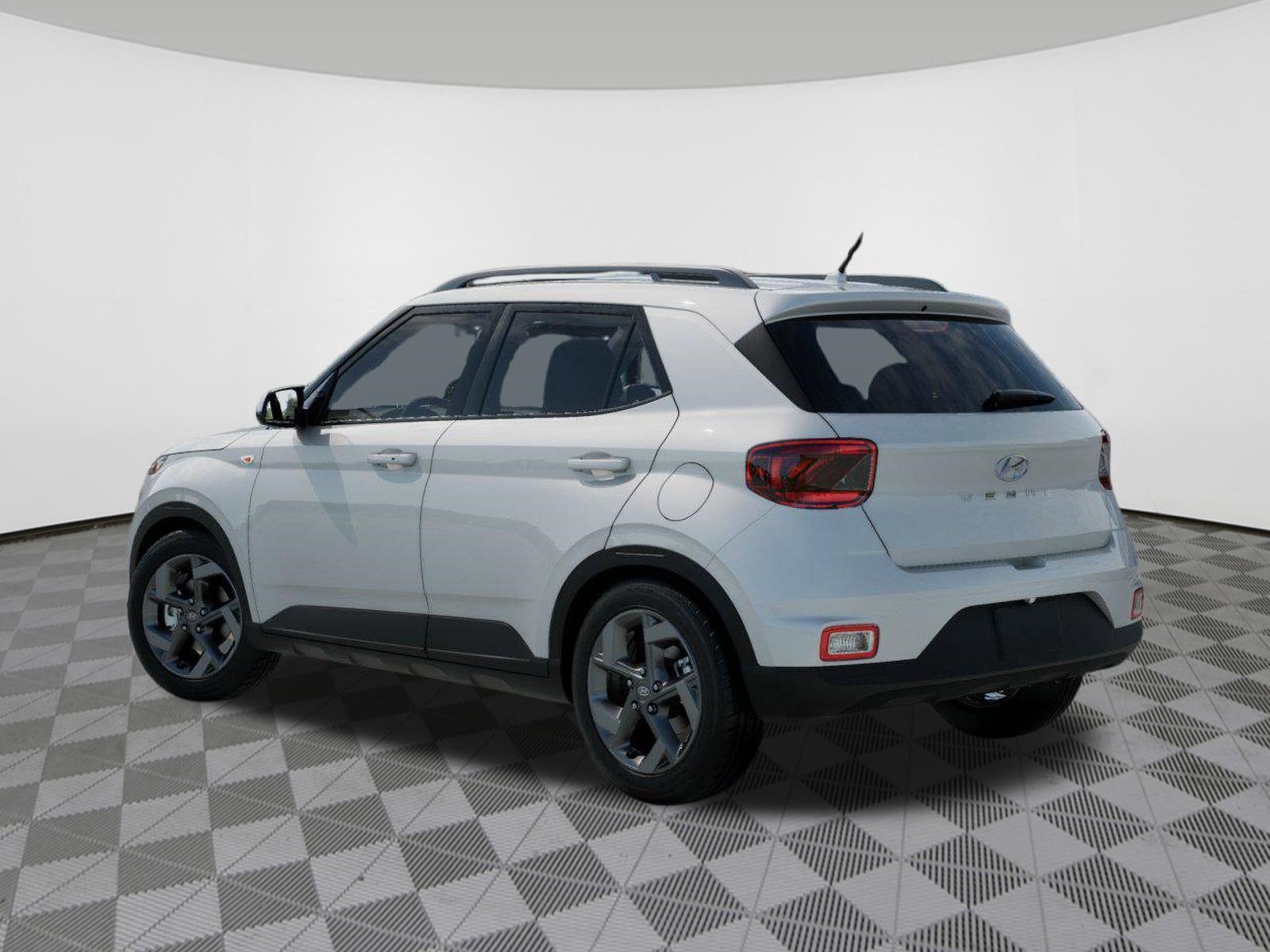 New 2026 Hyundai Venue SEL FWD image 5