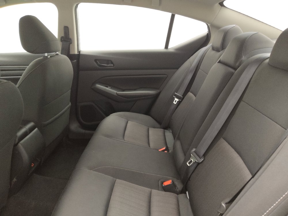 Used 2024 Nissan Altima 2.5 SV image 18