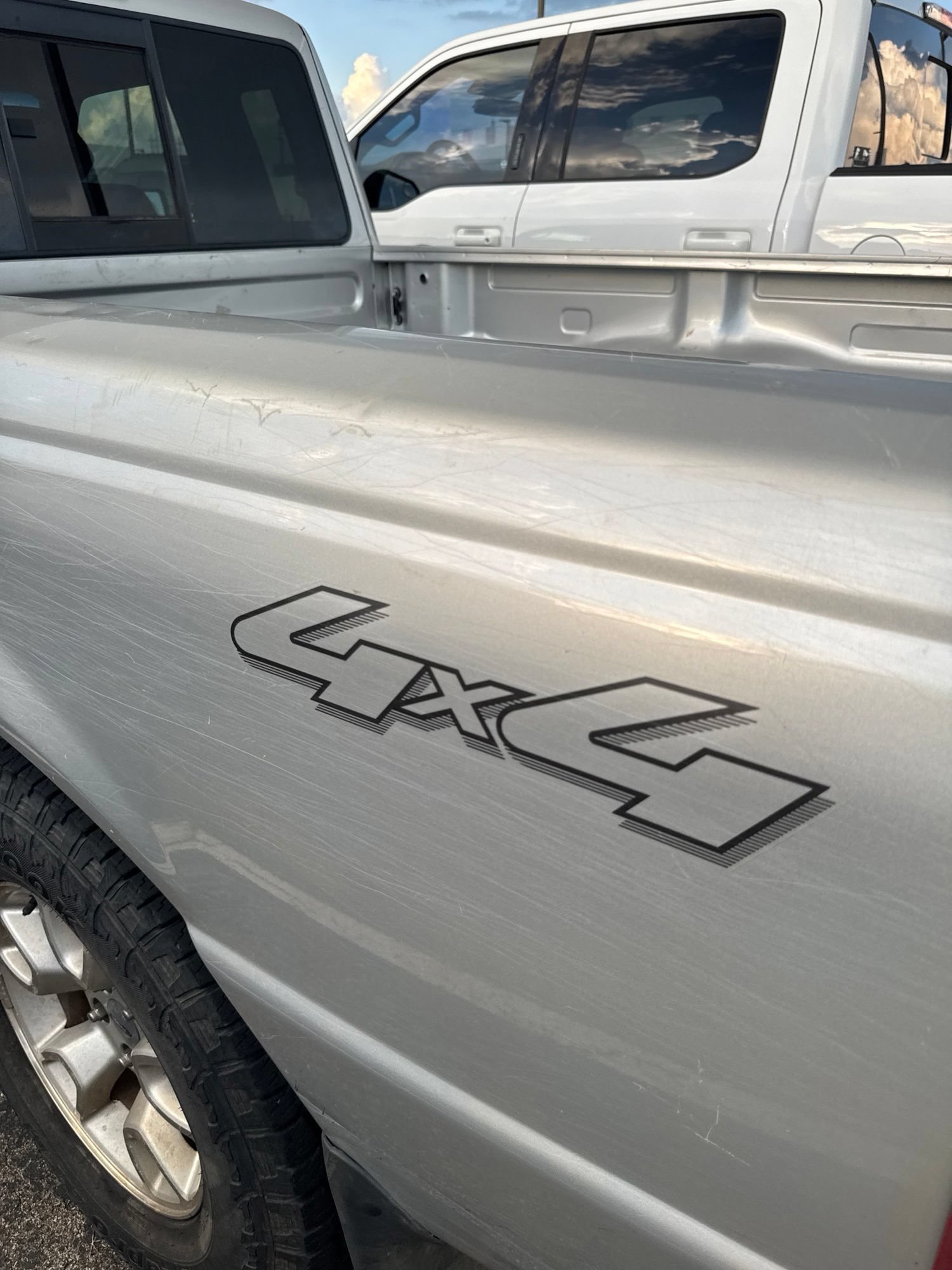 Used 2010 Ford Ranger XLT AWD/4WD image 7