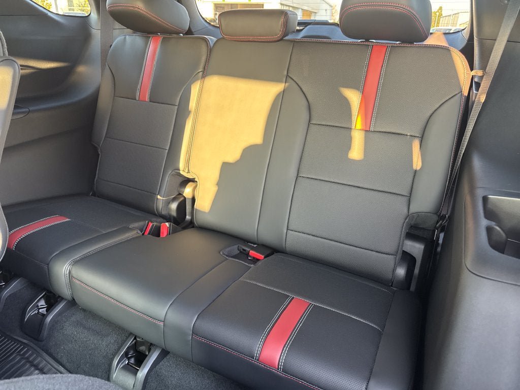 Used 2027 Chevrolet Traverse RS w/ LPO, Floor Liner Package FWD image 14
